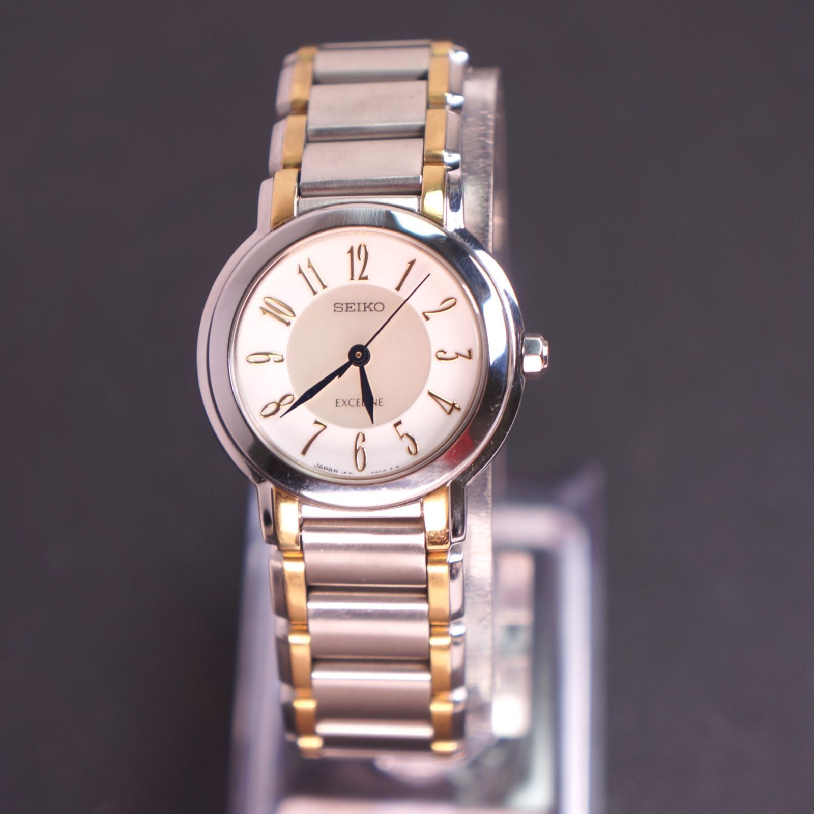 稼働品】SEIKO エクセリーヌ シェル文字盤 電池交換済 - メルカリ