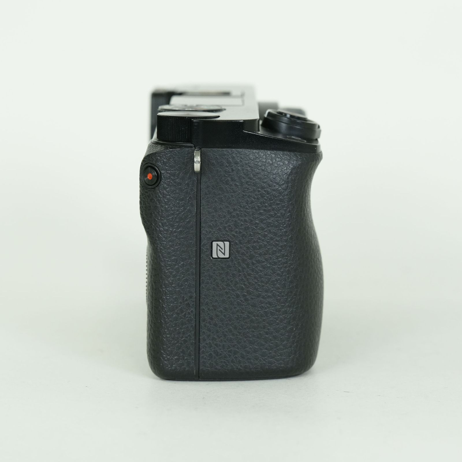 良品 | シャッター数4,571回] SONY α6000（ILCE-6000） [ボディ