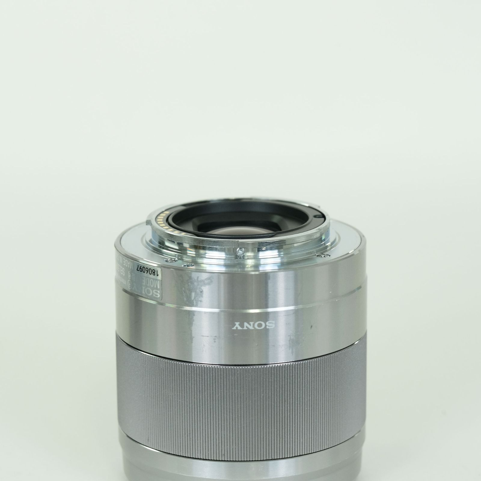 良品 | 純正フィルター付] SONY E 50mm F1.8 OSS SEL50F18 [シルバー