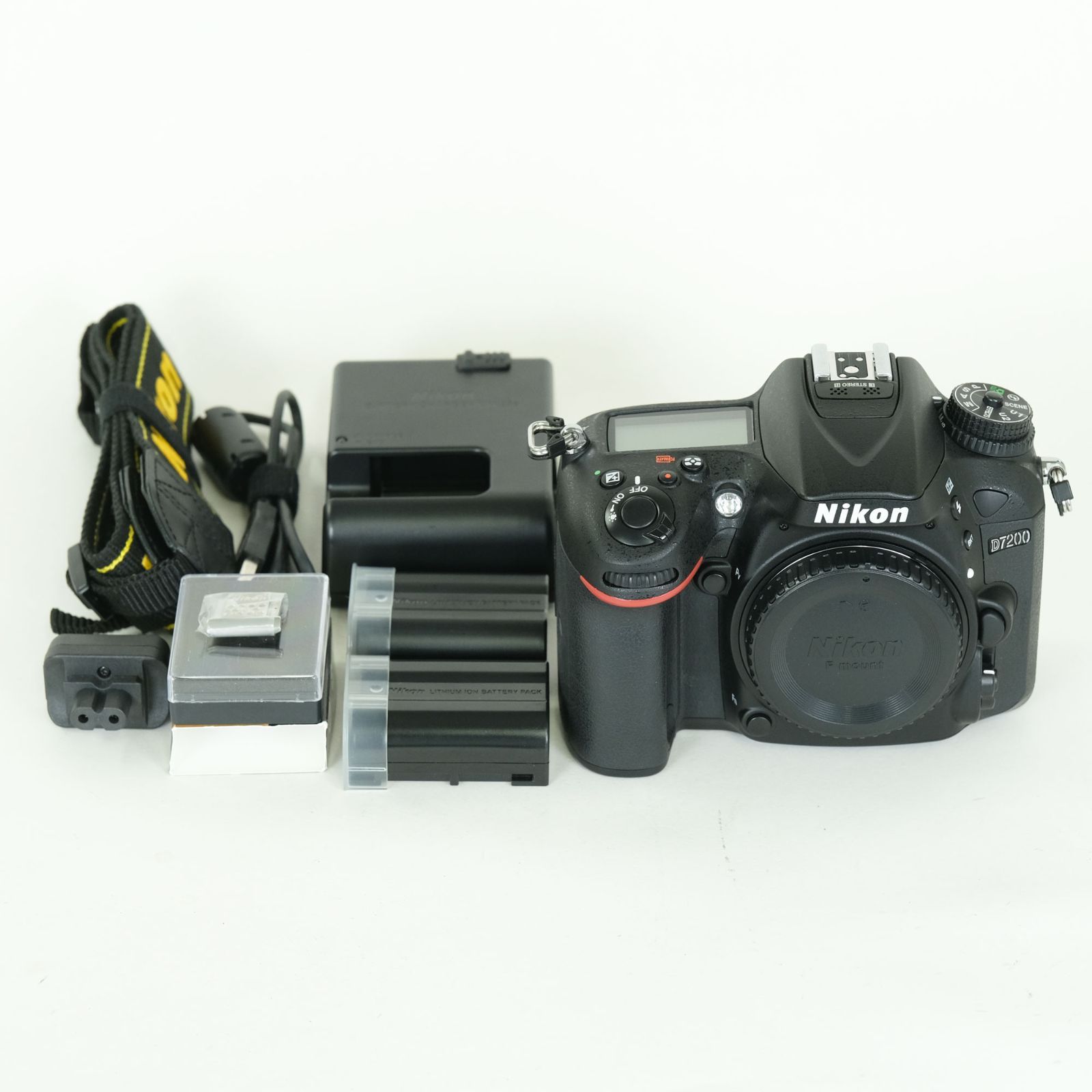 美品 | シャッター数5,680回] Nikon D7200 | Nikon Fマウント - メルカリ