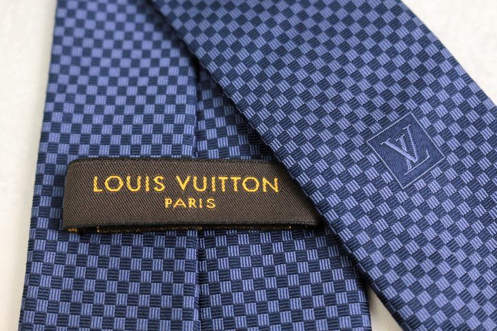 ルイ・ヴィトン ブランド ネクタイ チェック柄 ワンポイントシルク