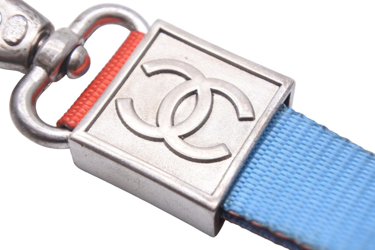 CHANEL シャネル スポーツライン ネックストラップ A19162 02S