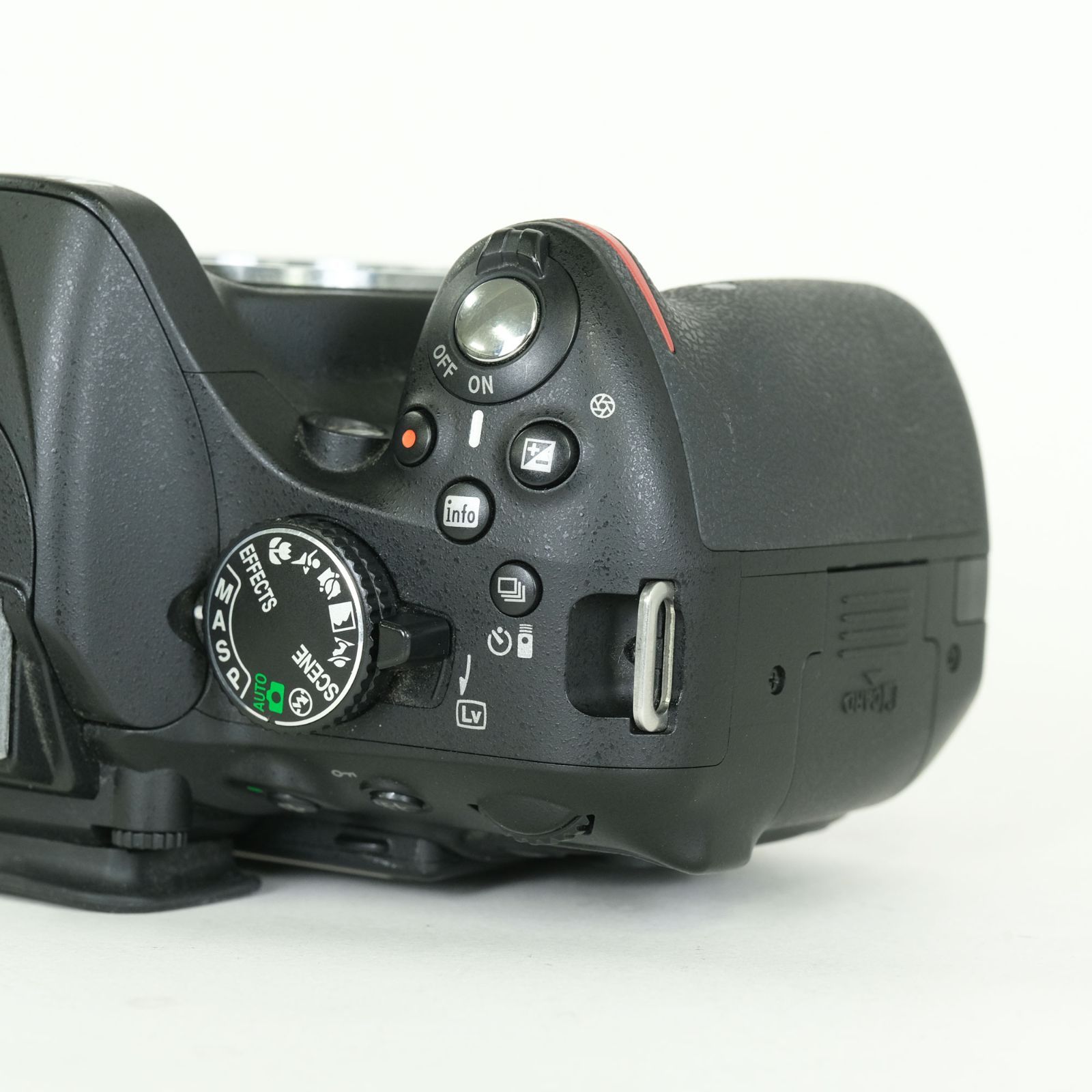 ニコン D5200 ダブルズームキット 価格比較 - 価格.com ニコン Nikon