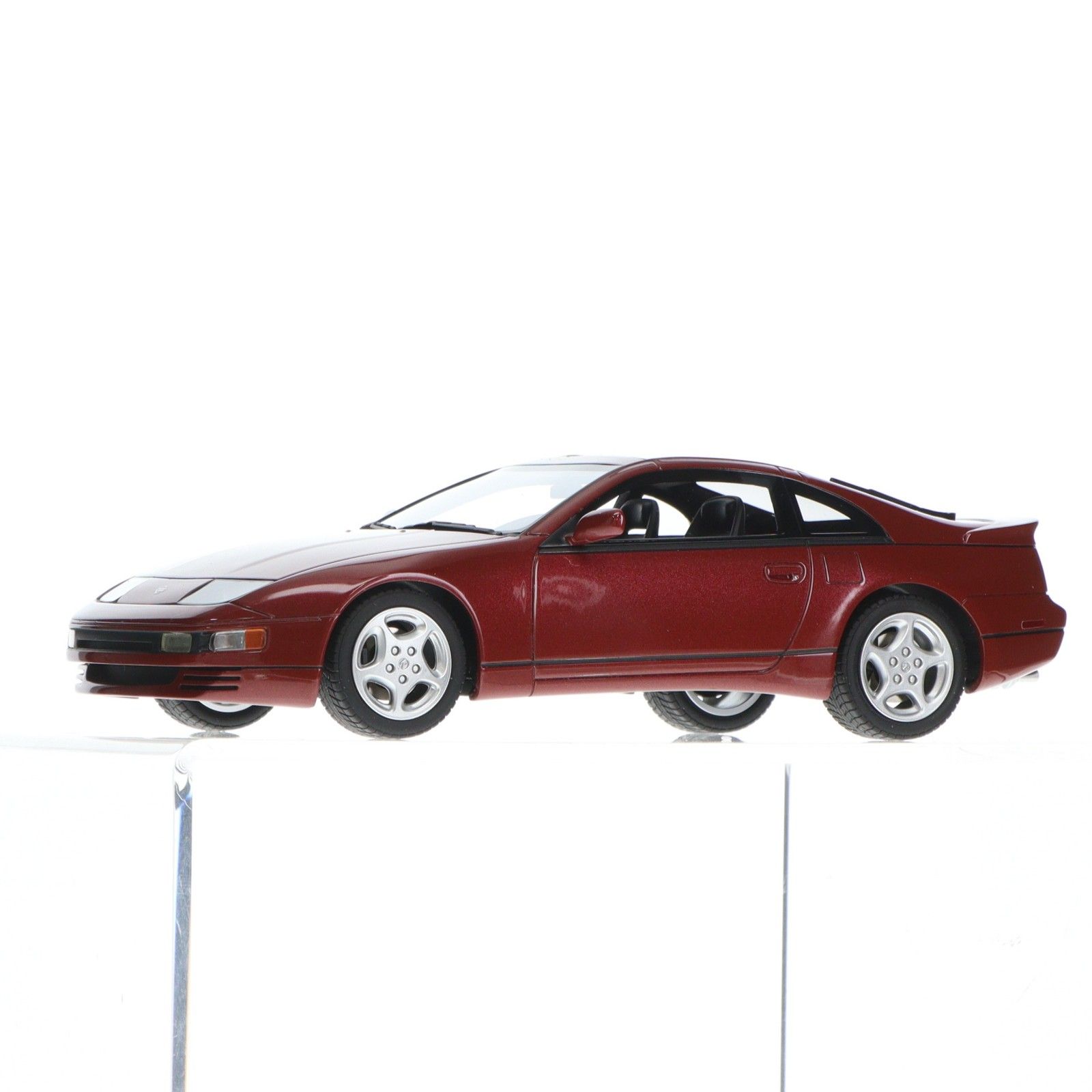 Lucky Stepシリーズ 1/18 NISSAN 300 ZX(レッド) 完成品 ミニカー