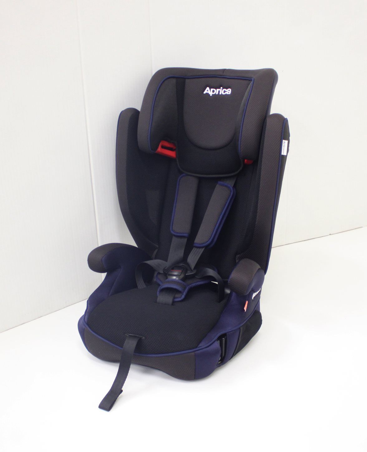 エアグルーヴ AC クールブルー NV アップリカ製ジュニアシート 2038907