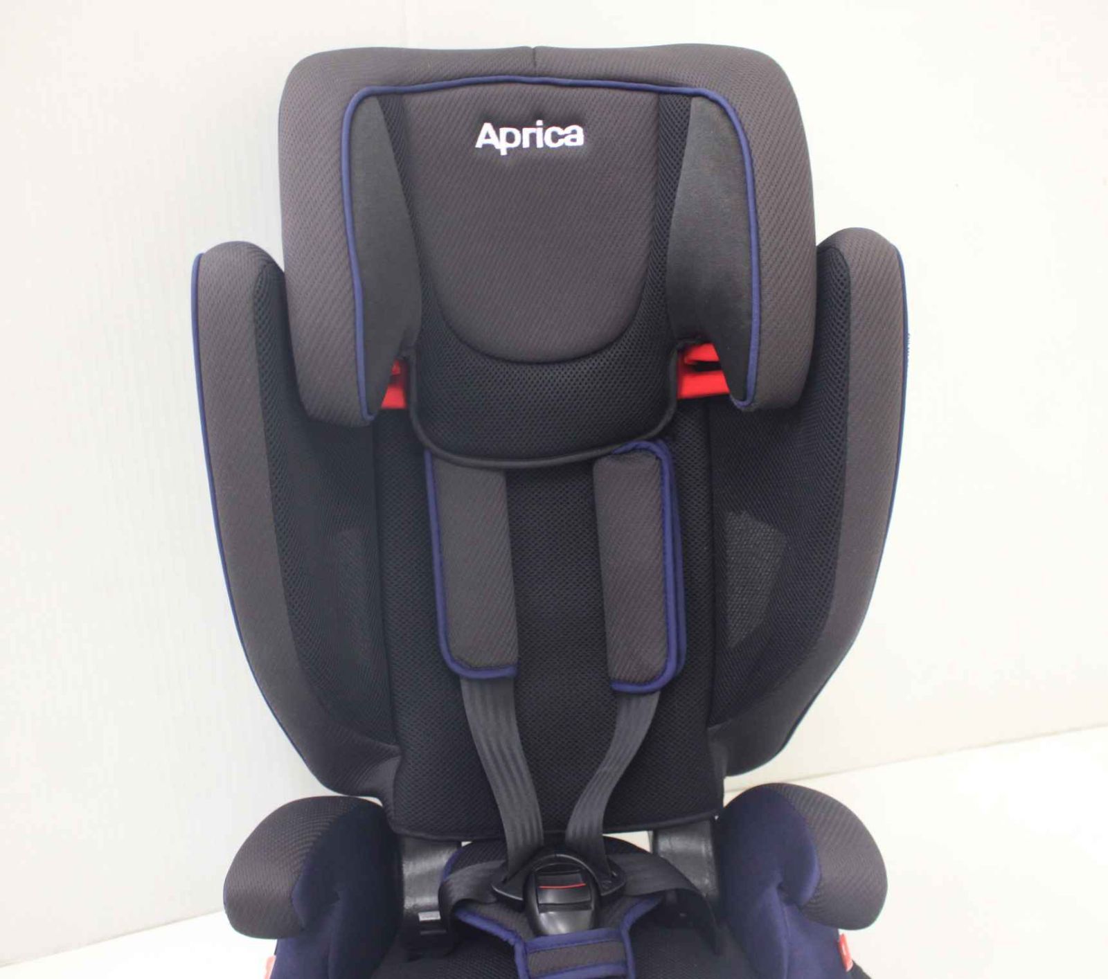 エアグルーヴ AC クールブルー NV アップリカ製ジュニアシート 2038907