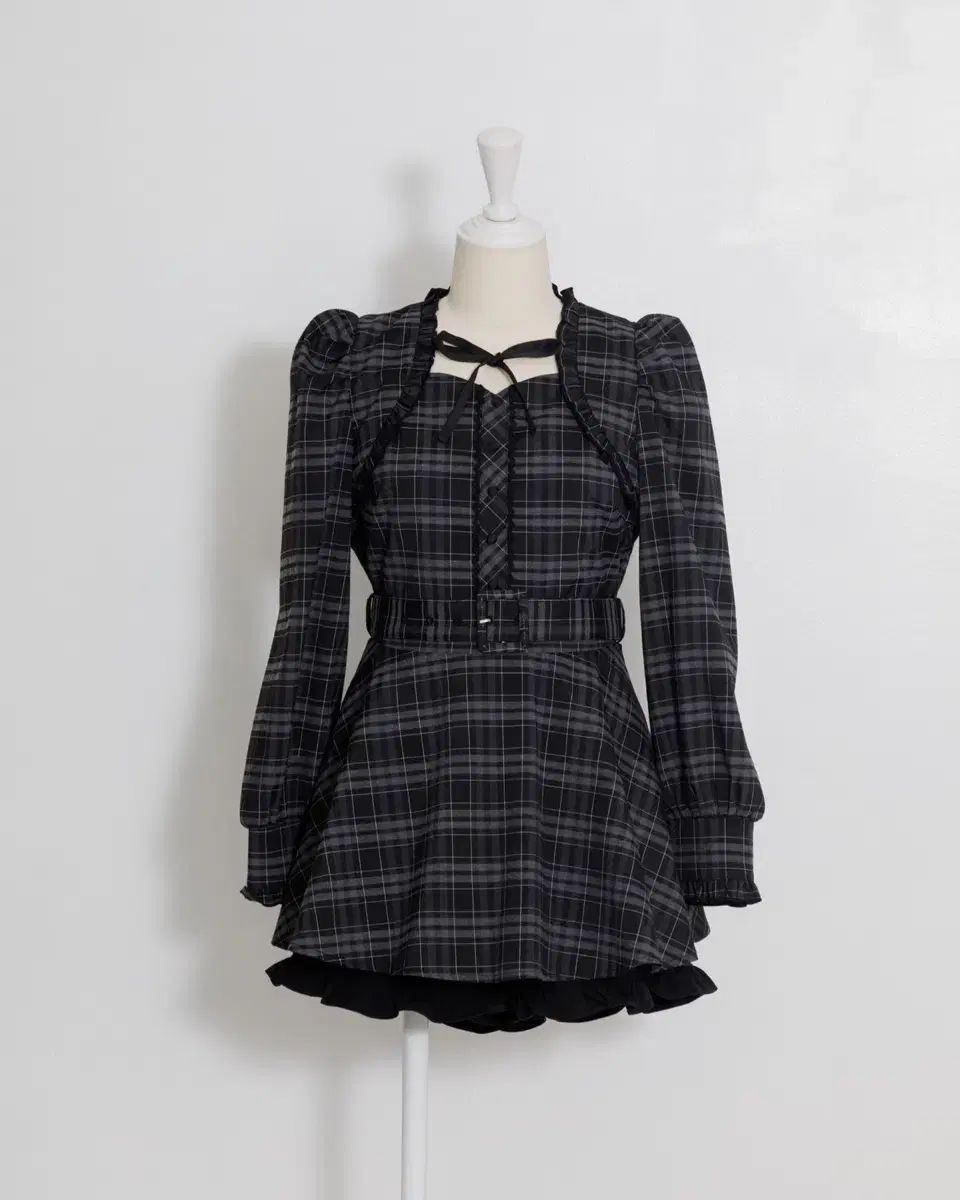 pium ピウム チェック セットアップ ONE PIECE スナ系 地雷系 - メルカリ