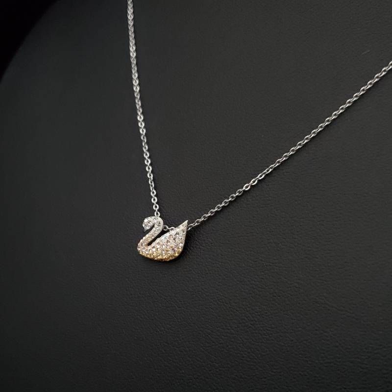 SWAROVSKI スワロフスキー Iconic Swan ペンダント ネックレス スワン 
