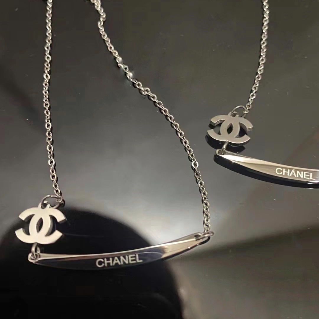 希少・非売品】CHANEL VIP限定 誕生日ノベルティ ネックレス - メルカリ