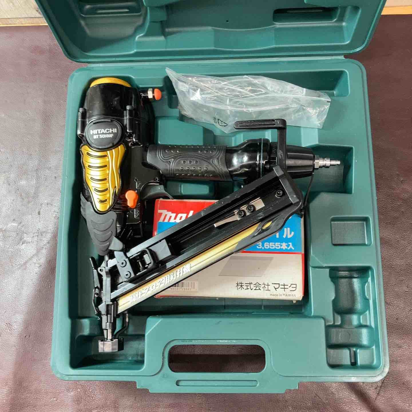 中古品】 ハイコーキ(HIKOKI ※旧:日立工機) 高圧フロア用釘打ち機 