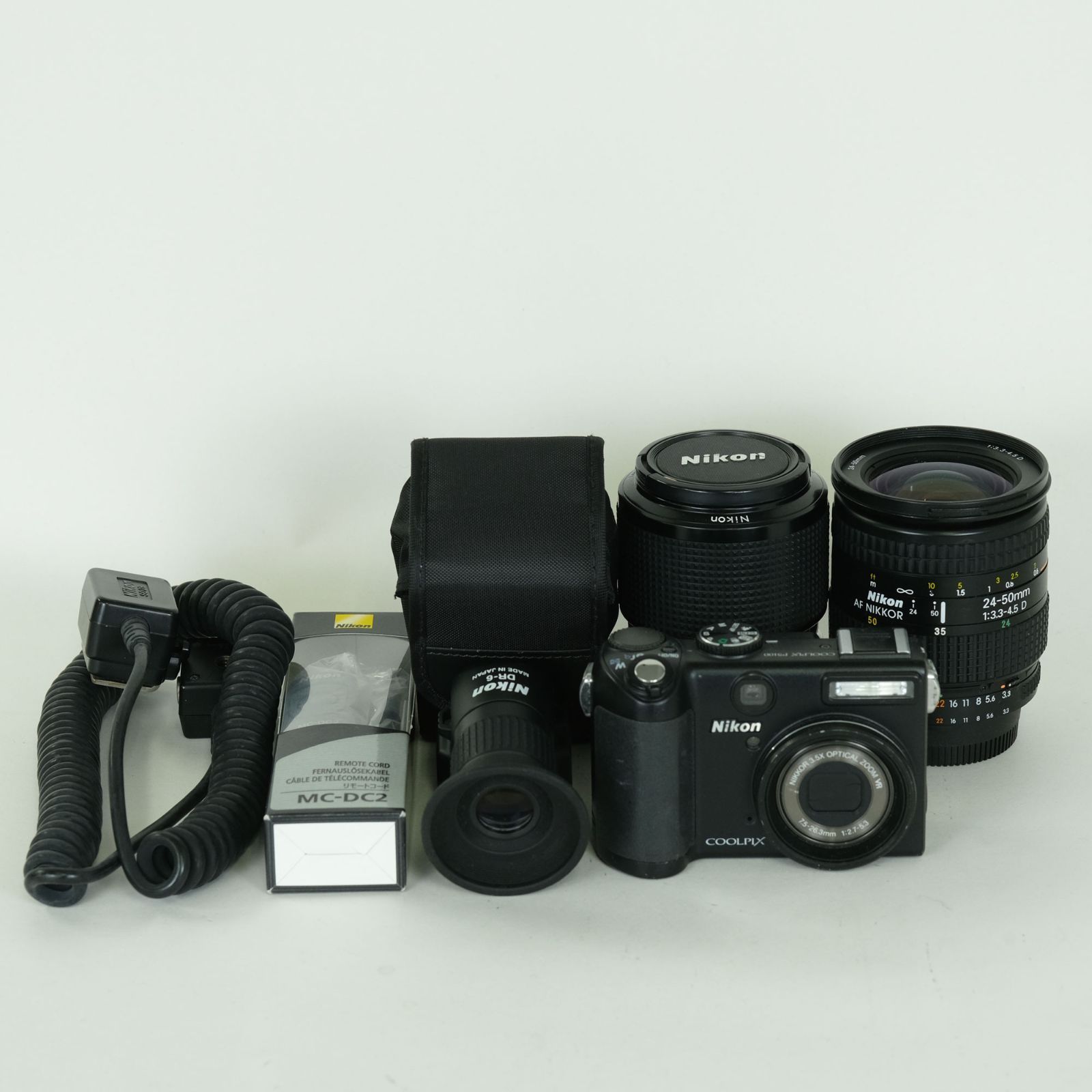 カメラ関連製品詰め合わせ・ジャンク] カメラ・レンズ類・バッテリー