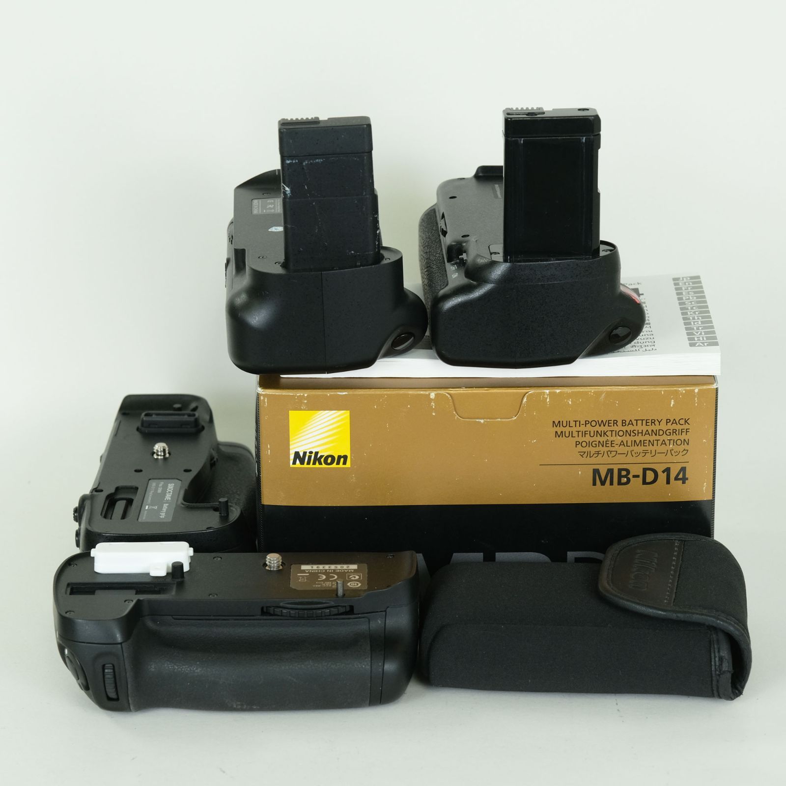 カメラ関連製品詰め合わせ・ジャンク] カメラ・レンズ類・バッテリー