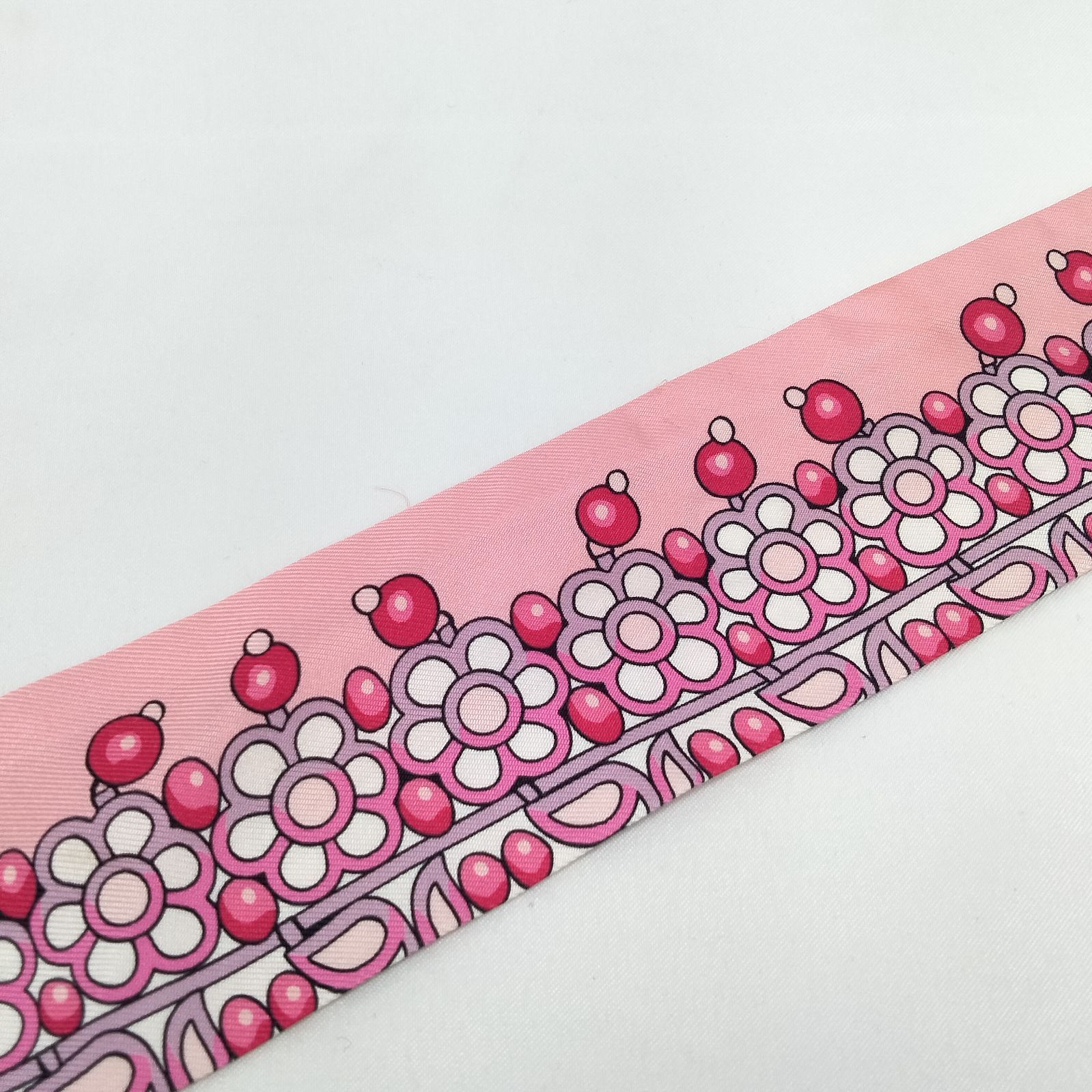 ✨️HERMES✨️エルメス ツイリー マハラジャの装身具 スカーフ - メルカリ