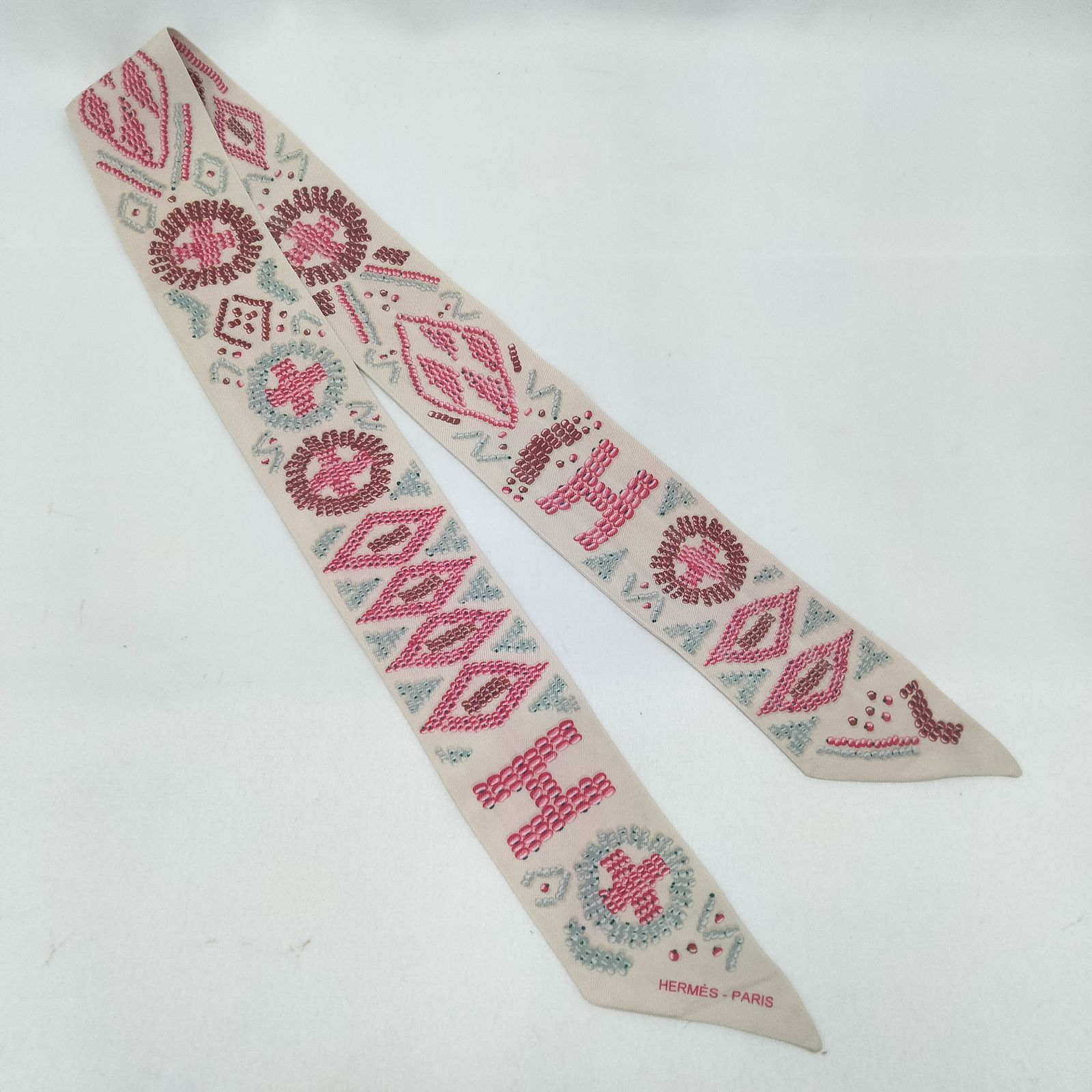 ✨️HERMES✨️エルメス ツイリー ケリーアンペルル スカーフ - メルカリ