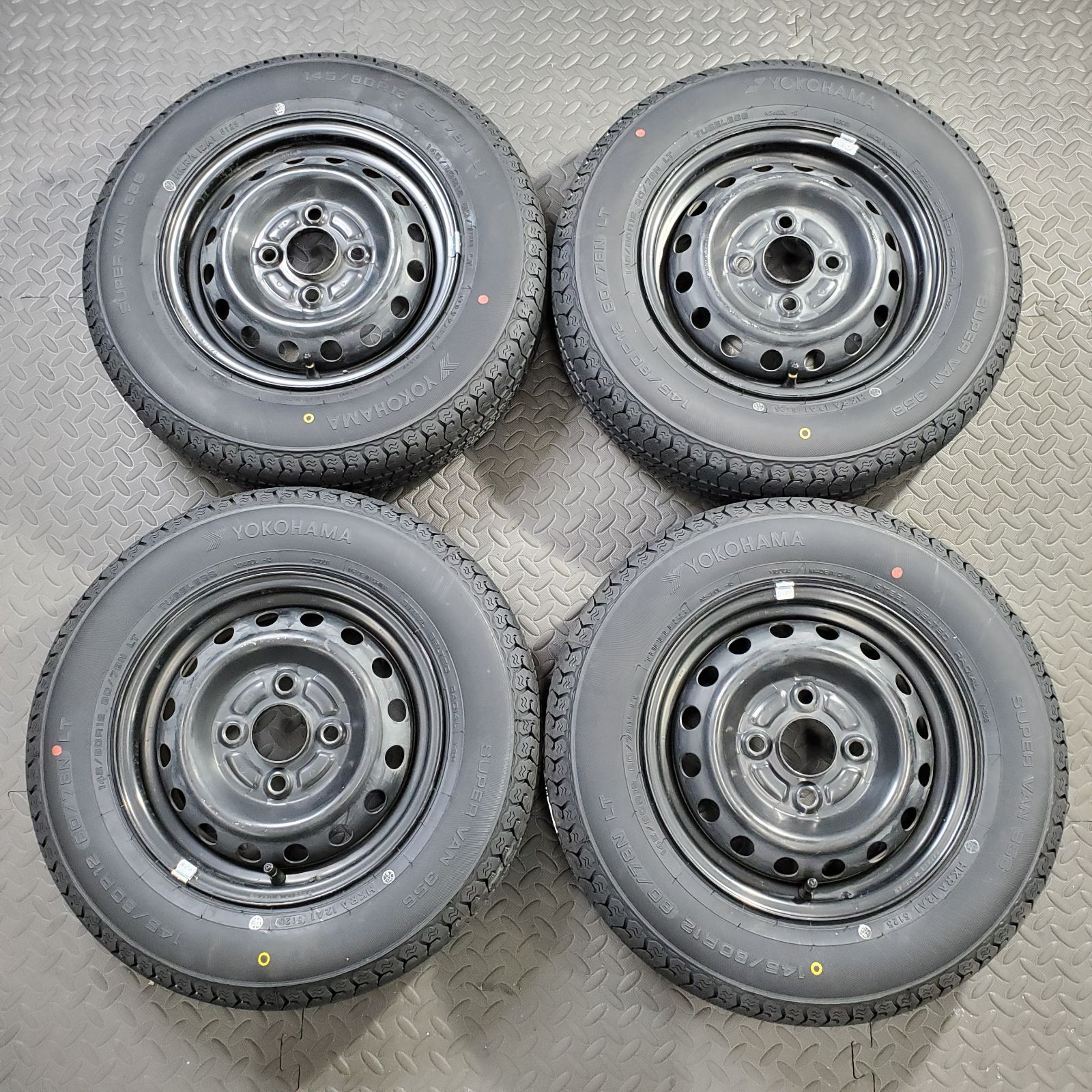 25年製 新品タイヤ 145/80R12 80/78N LT ヨコハマ スーパーバン356(夏 