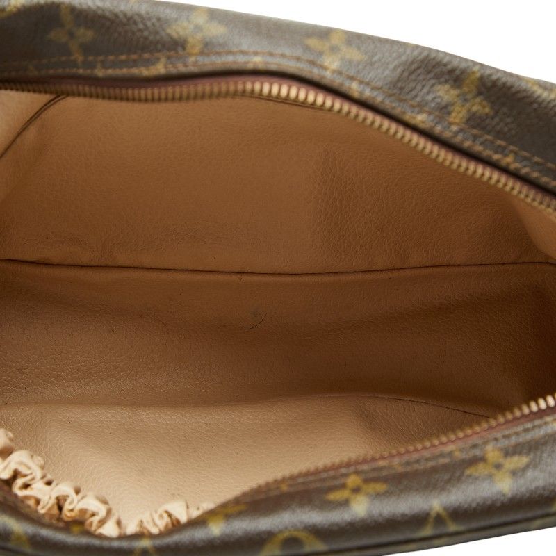 ルイ ヴィトン モノグラム トゥルーストワレット 28 セカンドバッグ