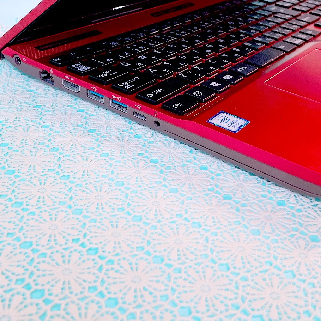 初期設定済みですぐ使える❣️おしゃれレッド✨️薄型ノートパソコン