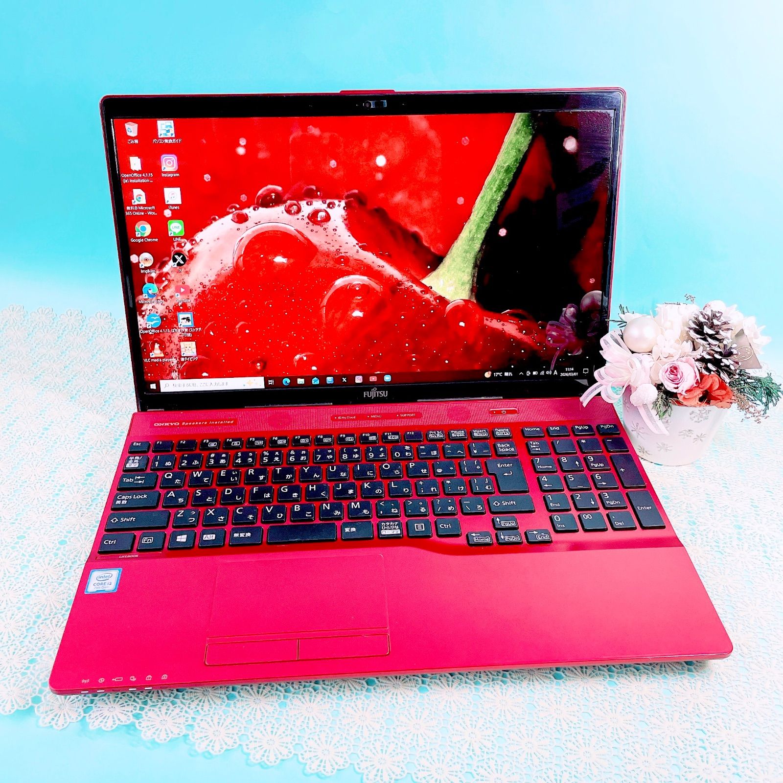 初期設定済みですぐ使える❣️おしゃれレッド✨️薄型ノートパソコン