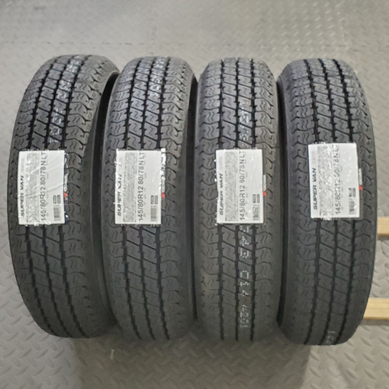 25年製 新品タイヤ 145/80R12 80/78N LT ヨコハマ スーパーバン356(夏