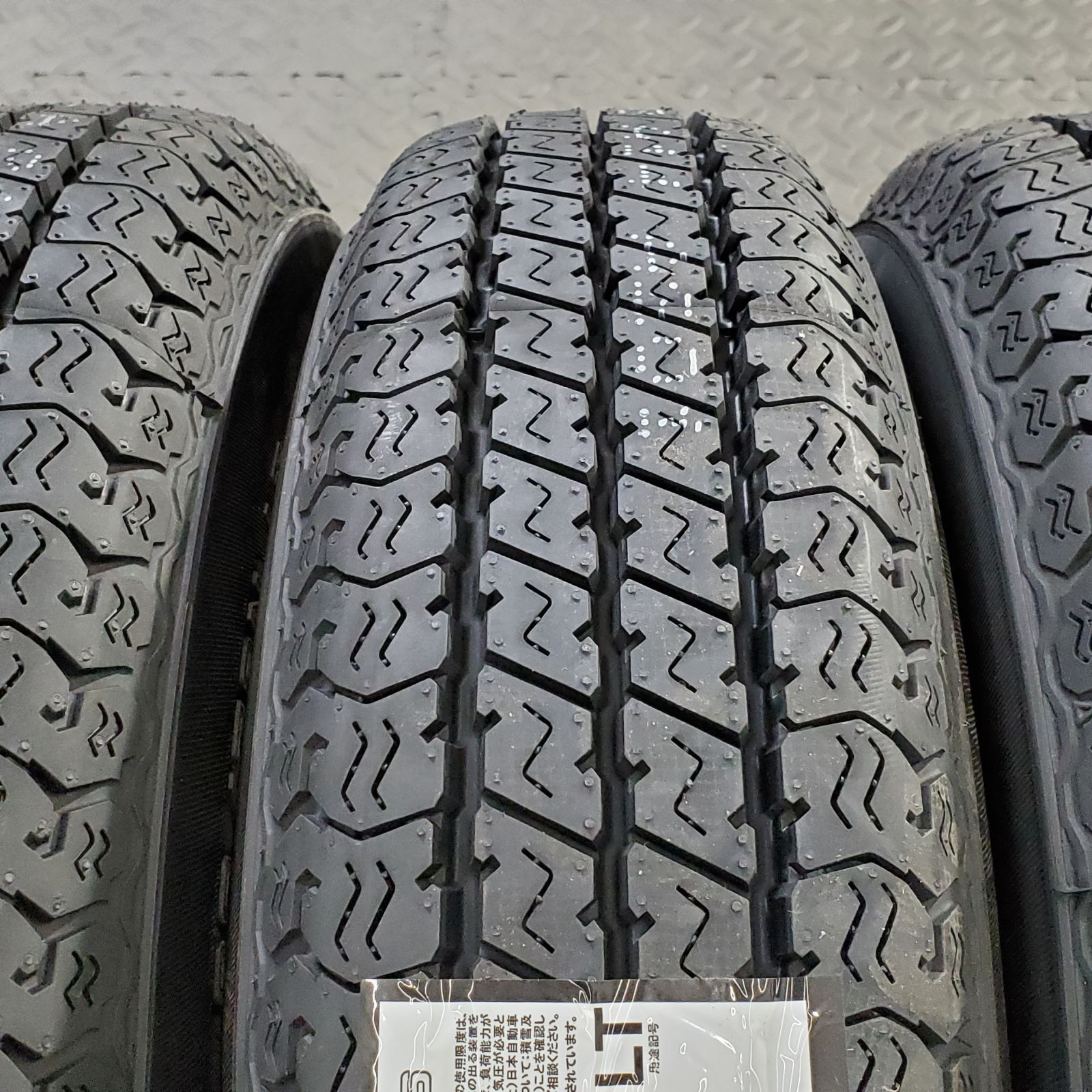 25年製 新品タイヤ 145/80R12 80/78N LT ヨコハマ スーパーバン356(夏