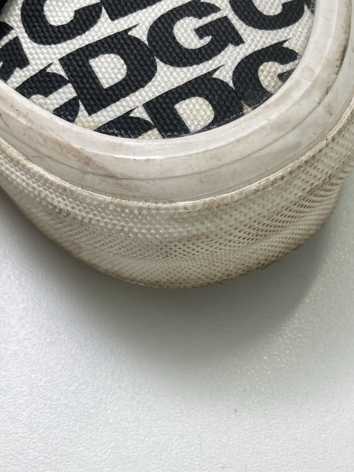 バンズ スニーカー オーセンティック キャンバス 黒 白 VANS バンズ スニーカー 24.0 ブラック キャンバス ブランドロゴ その他総柄 紐 ローカット