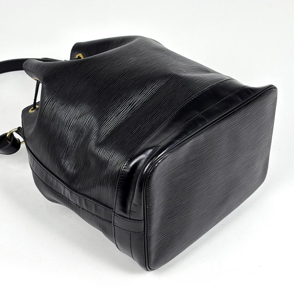 ルイ・ヴィトン Louis Vuitton ノエ ワンショルダー 肩掛け 巾着型