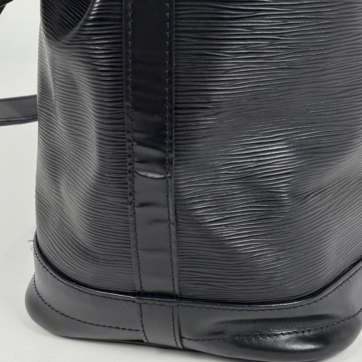 ルイ・ヴィトン Louis Vuitton ノエ ワンショルダー 肩掛け 巾着型