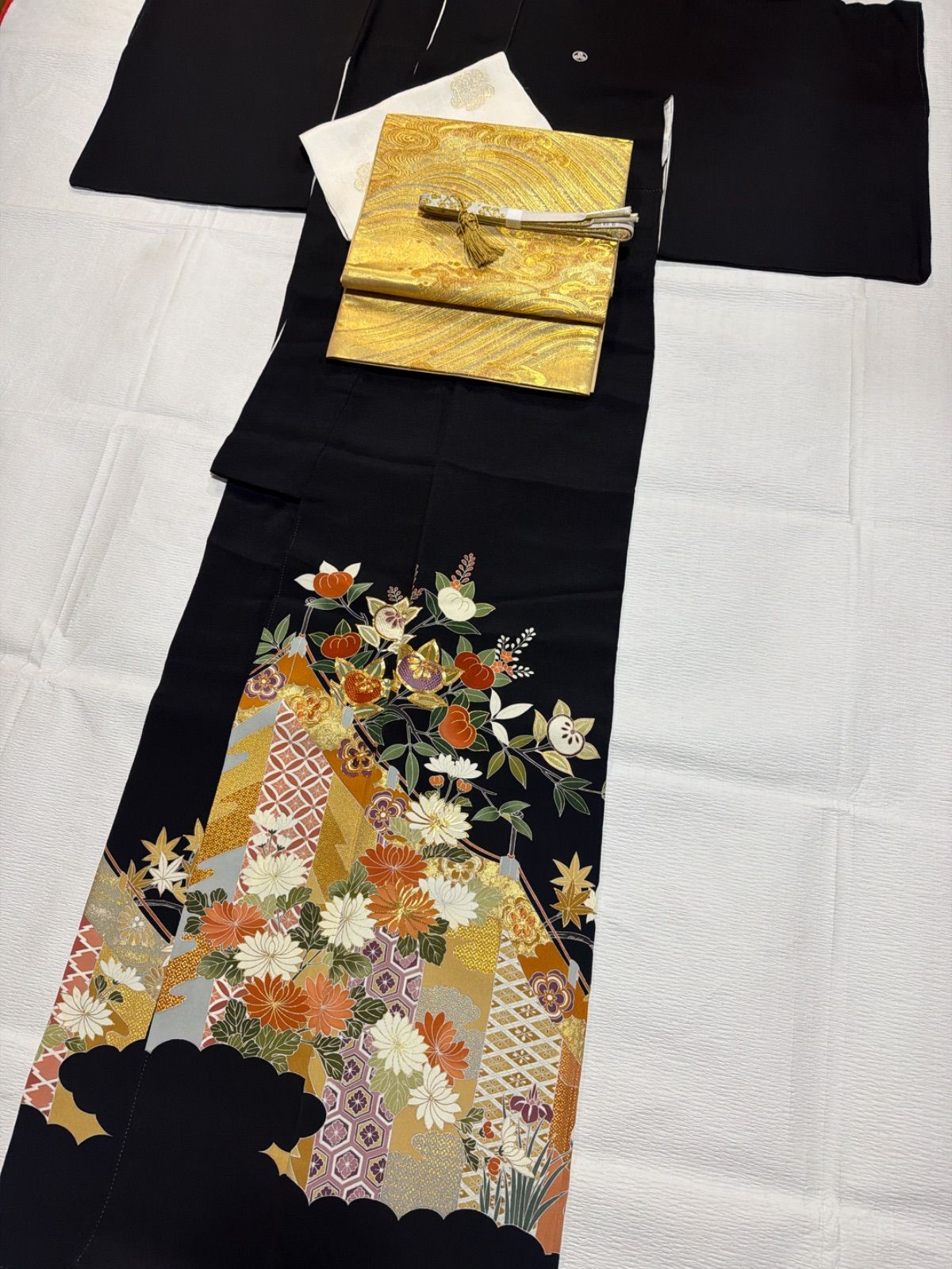 千總 梅垣織物 黒留袖 正絹 セット 日本刺繍 三越 - メルカリ