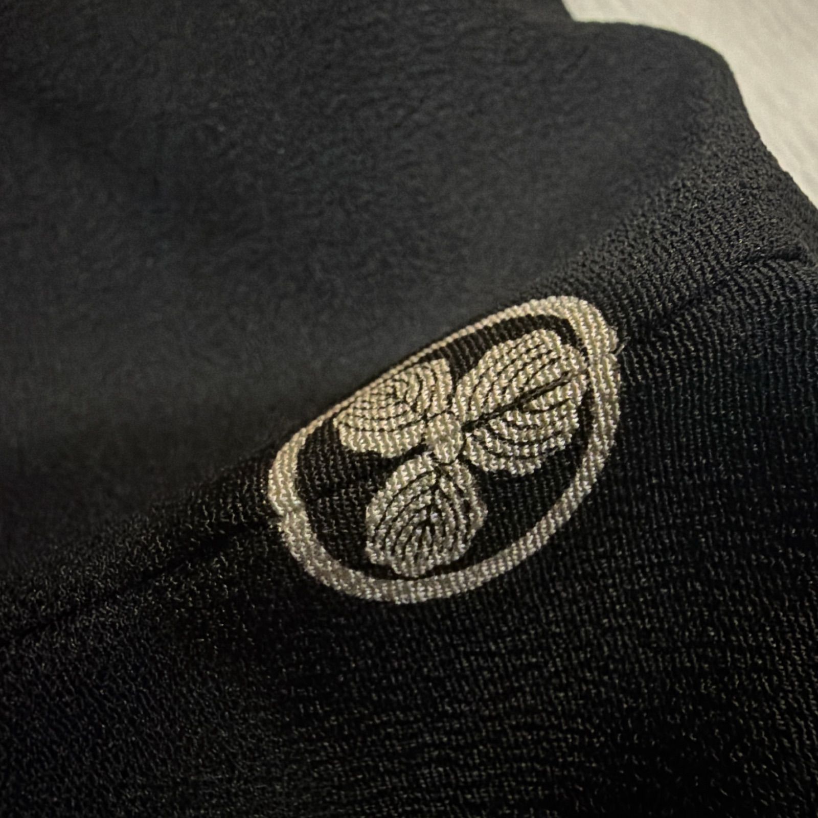 千總 梅垣織物 黒留袖 正絹 セット 日本刺繍 三越 - メルカリ