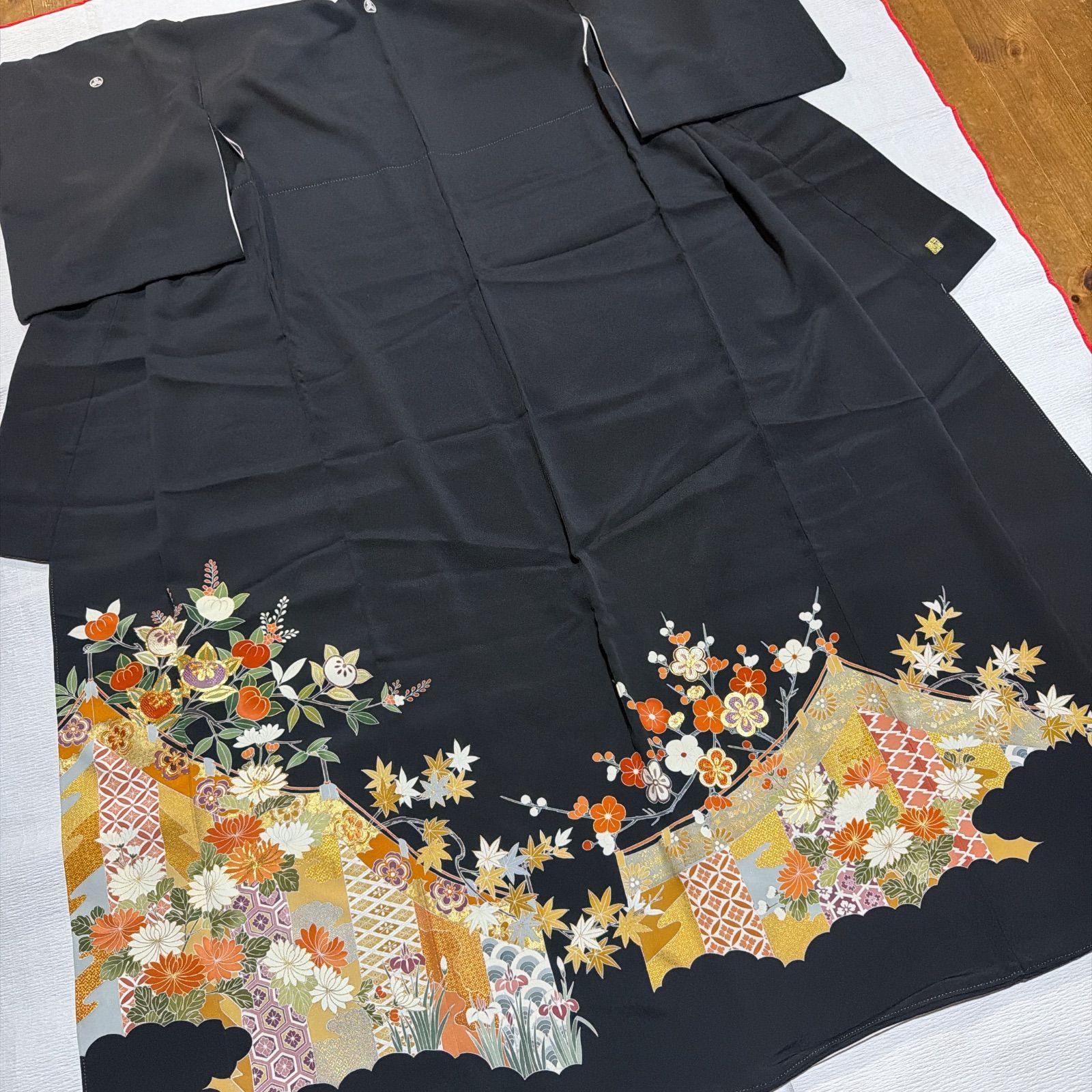 千總 梅垣織物 黒留袖 正絹 セット 日本刺繍 三越 - メルカリ