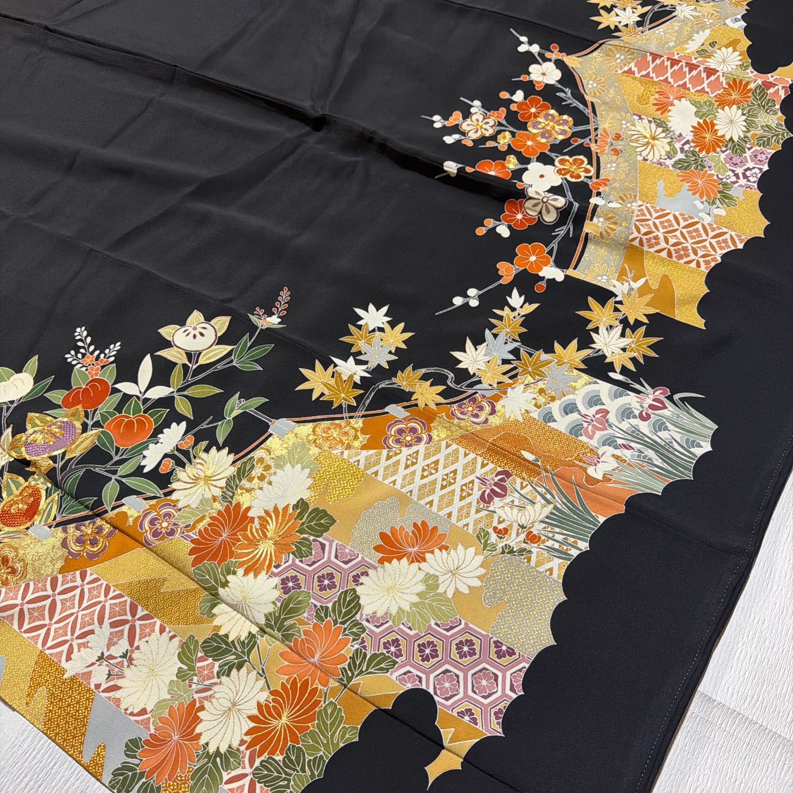 千總 梅垣織物 黒留袖 正絹 セット 日本刺繍 三越 - メルカリ
