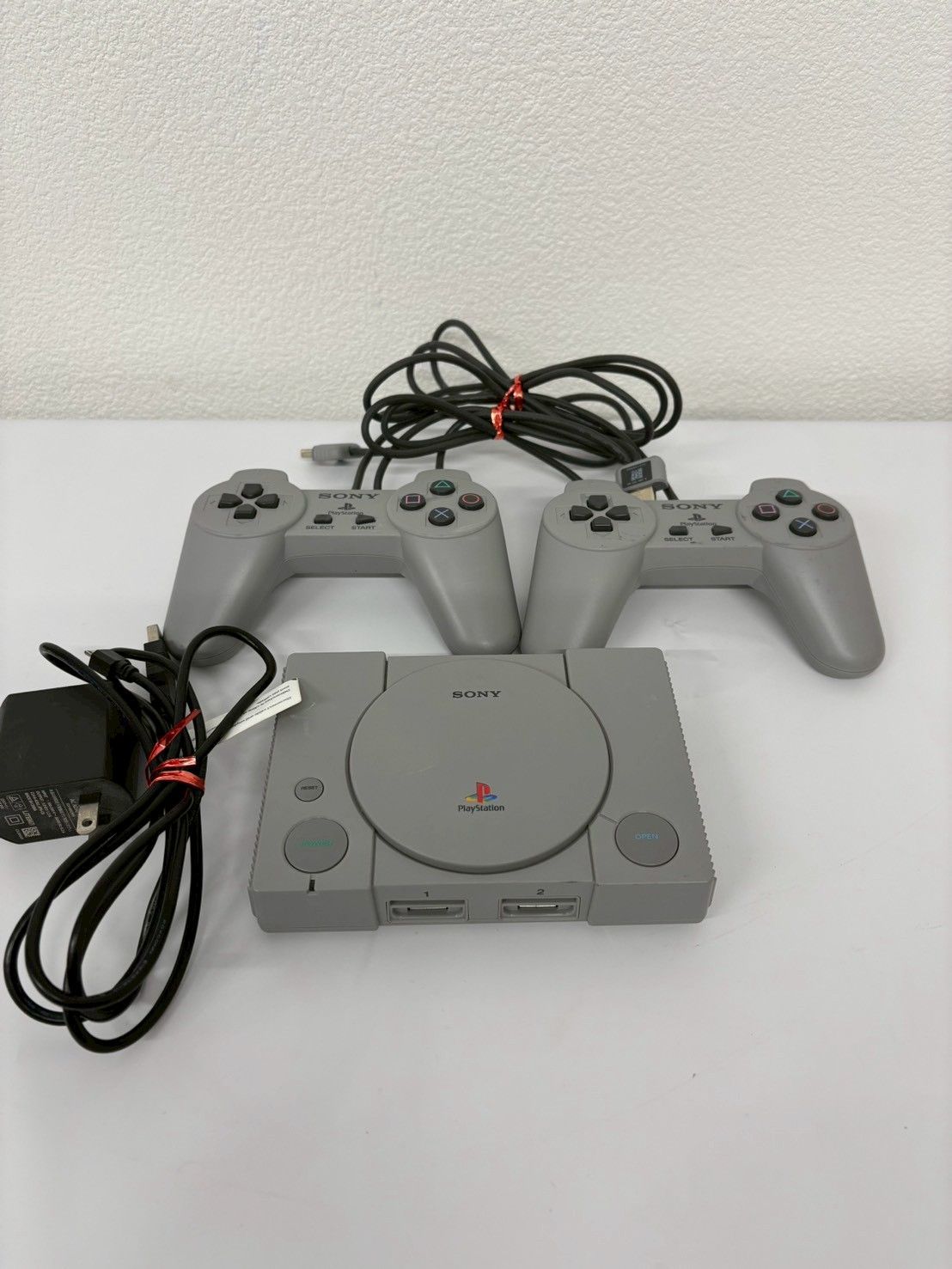 SONY PlayStation Classic SCPH-1000R 本体 コントローラー2個付き