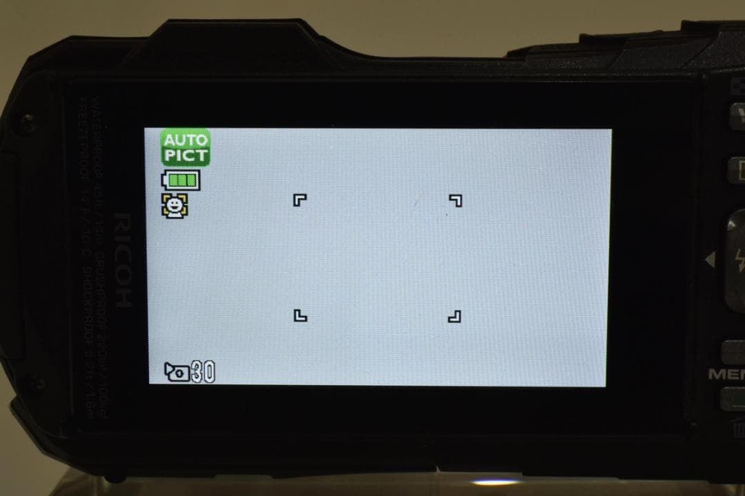 54】ショット数少 RICOH リコー WG-50 防水 耐衝撃 オレンジ デジタル