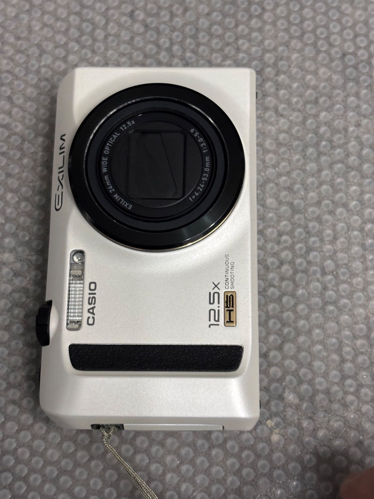 CASIO EXILIM EX-ZR100 26022318 - メルカリ