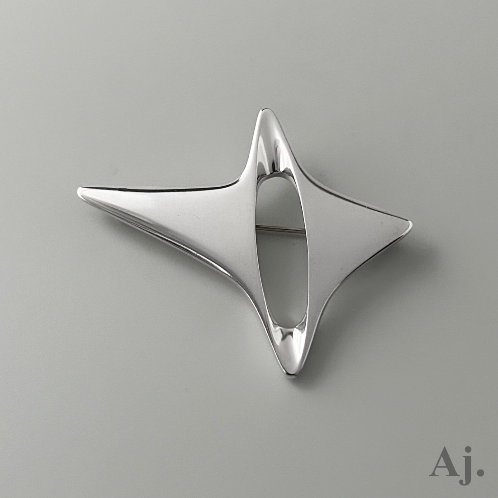 ジョージジェンセン ブローチ 339 ヴィンテージ 925 ヘニングコッペル