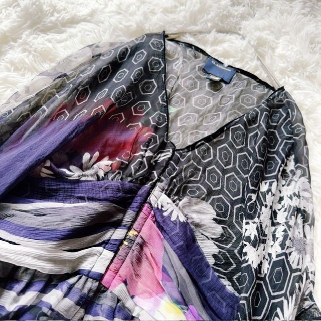 CLASS roberto cavalli シルク100% ロベルトカヴァリ 総柄 ブラウス