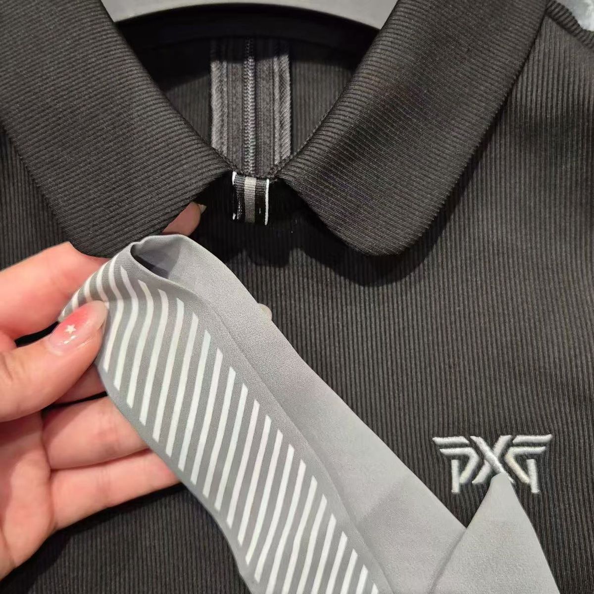 レディースゴルフ ルック PXG 秋 長袖 ラウンド Tシャツ 2色 - メルカリ