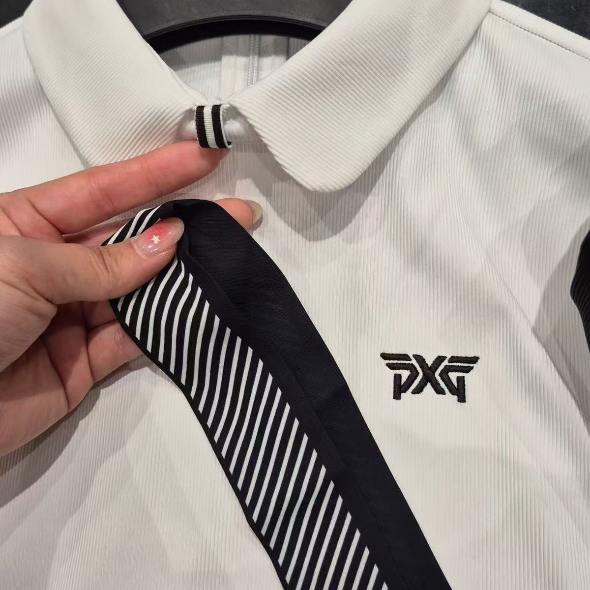 レディースゴルフ ルック PXG 秋 長袖 ラウンド Tシャツ 2色 - メルカリ