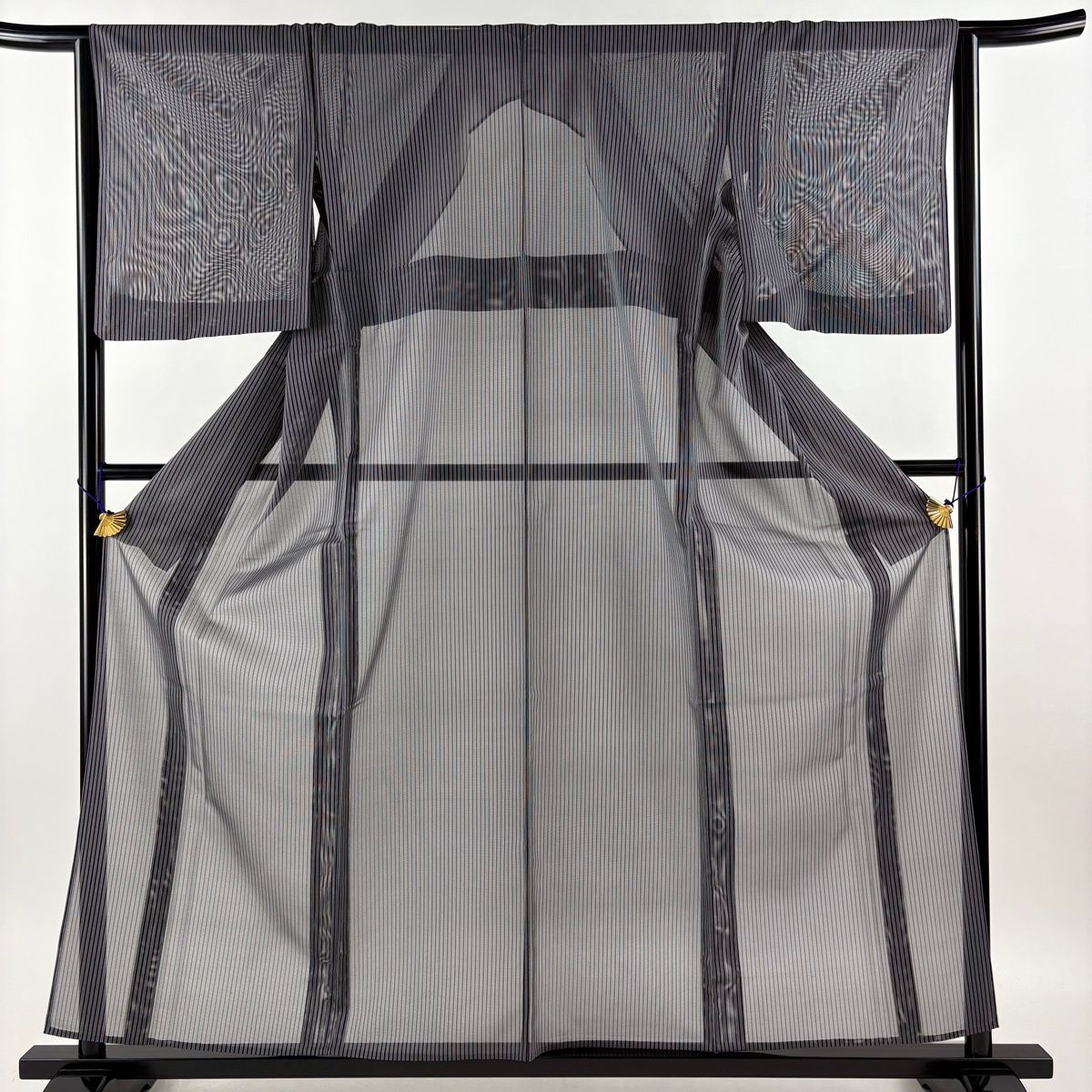 美品】 小紋 身丈159cm 裄丈63.5cm S 薄物 紗 縦縞 黒灰 正絹 秀品