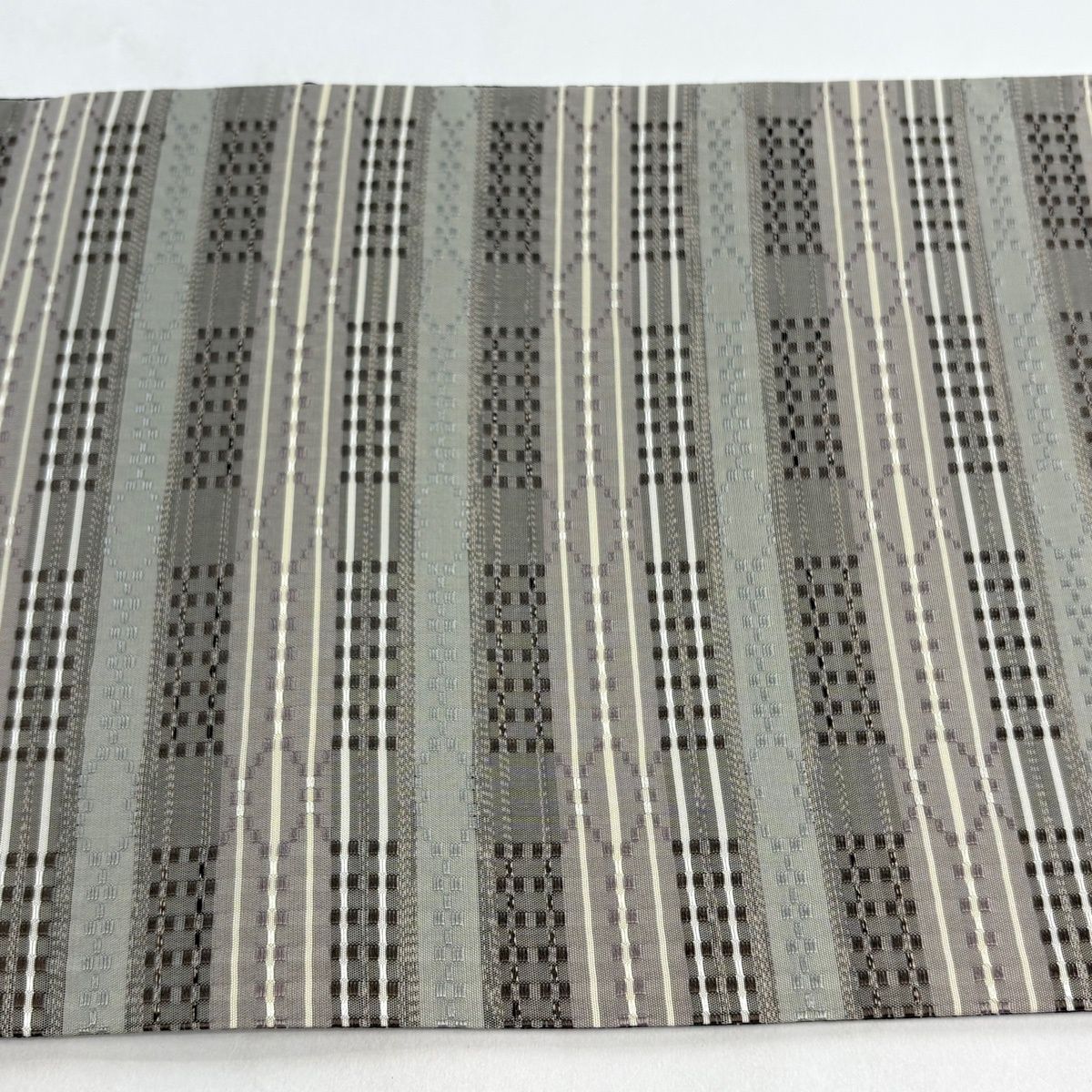 美品】 袋帯 逸品 リバーシブル 段縞 幾何学模様 花織 藍色 全通 正絹