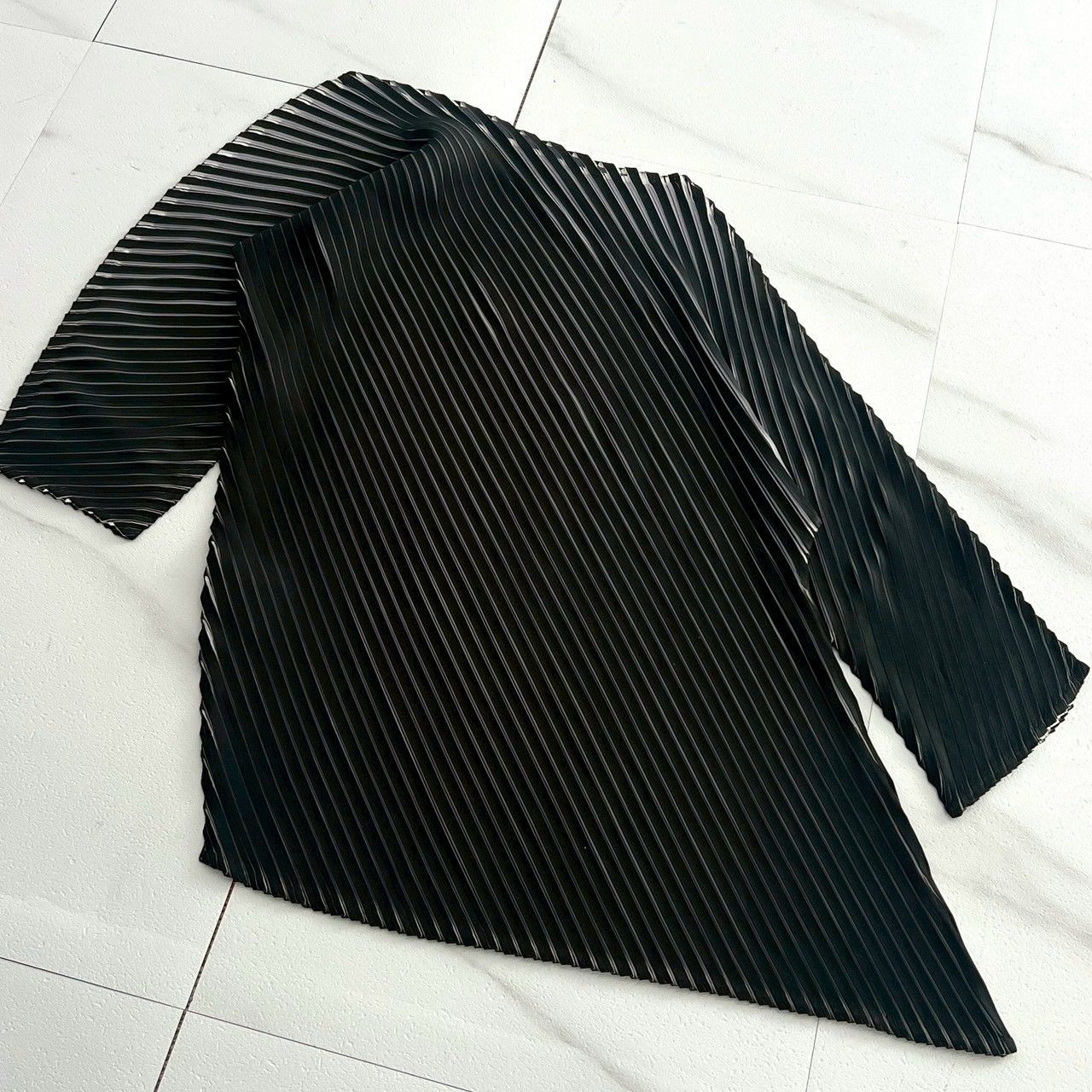 美品/激レア✨ISEEY MIYAKE イッセイミヤケ プリーツ変形カットソー T