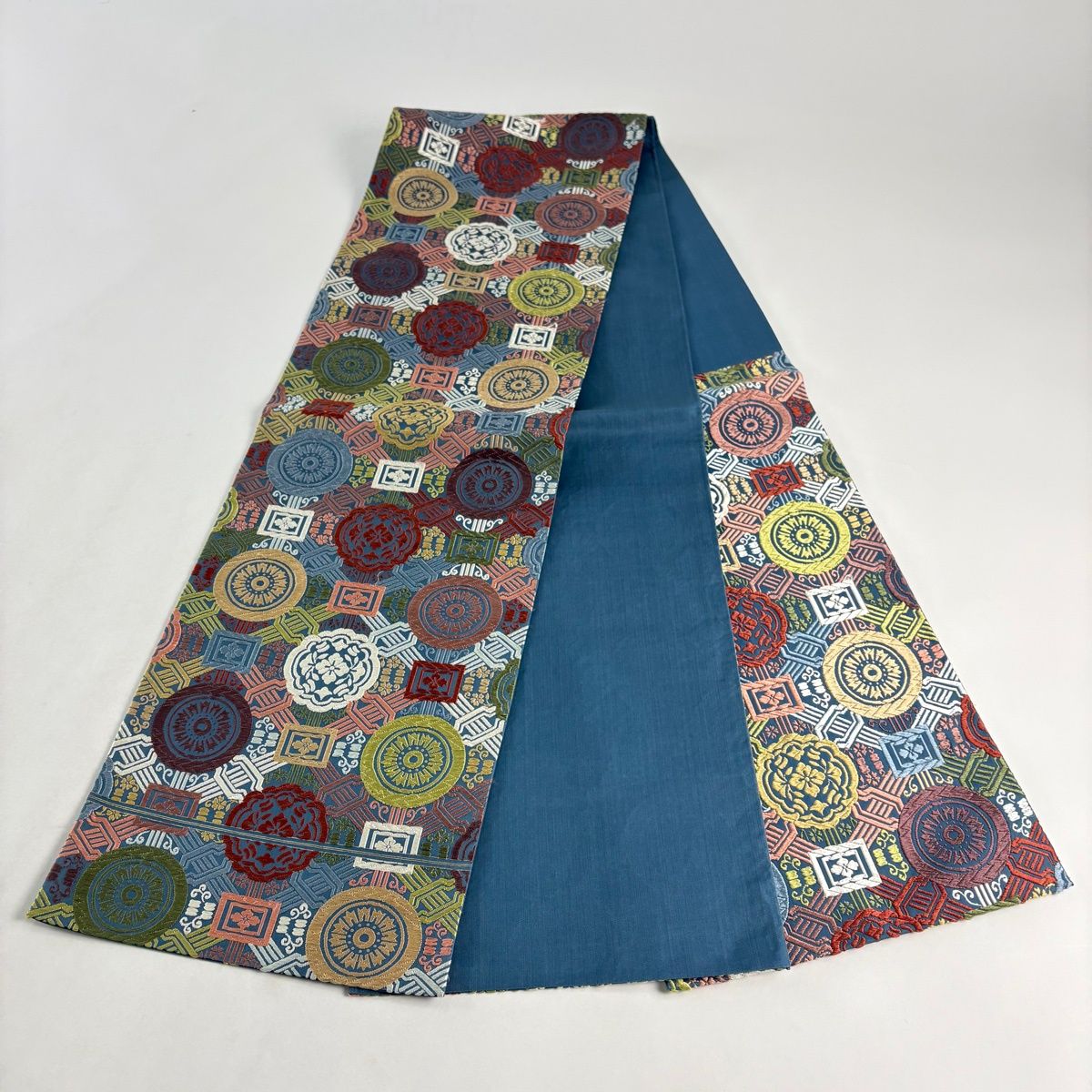 袋帯 秀品 華文 幾何学模様 唐織 青灰色 六通 正絹 【中古】 - メルカリ