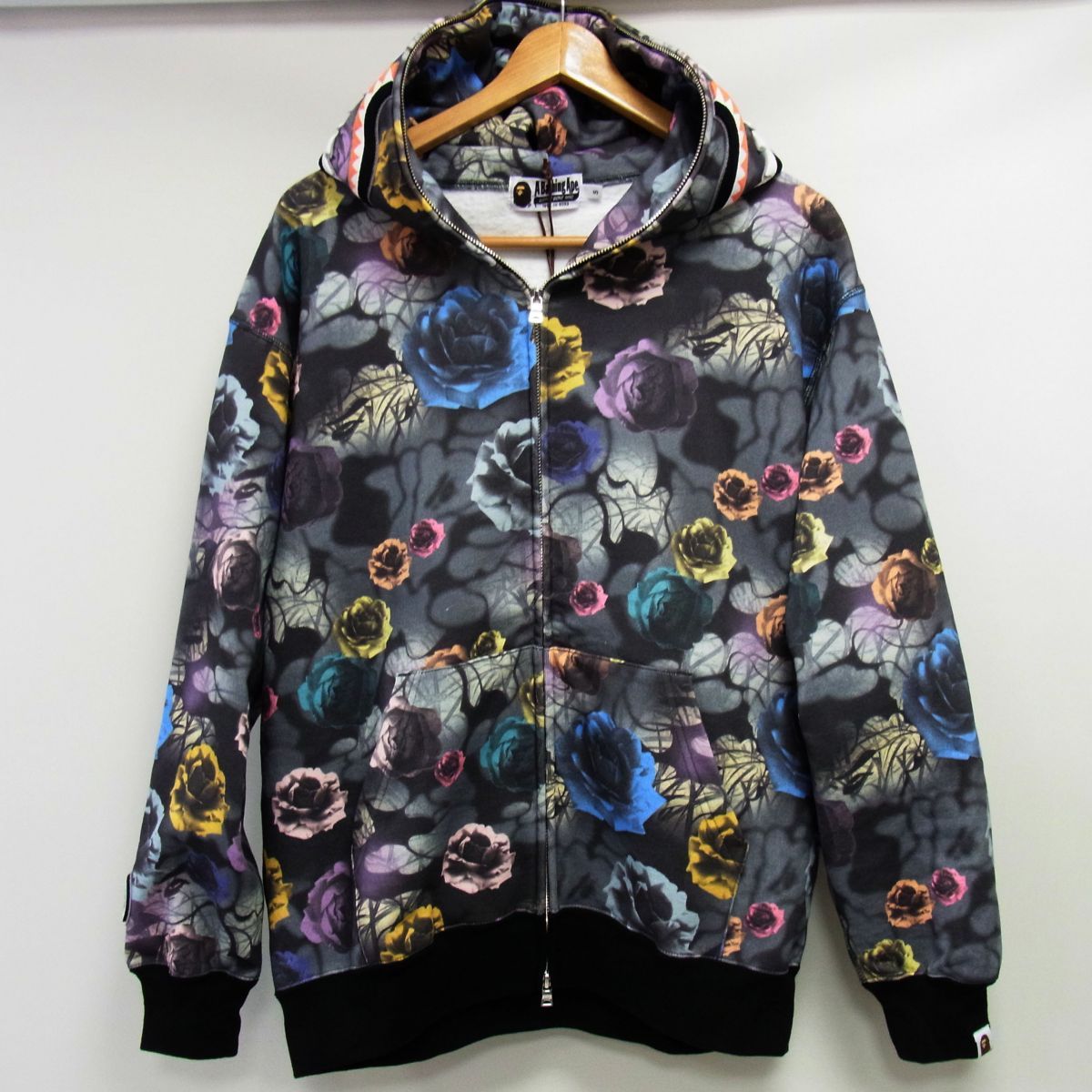 新品☆A BATHING APE ア ベイシング エイプ FLORAL CAMO シャーク 