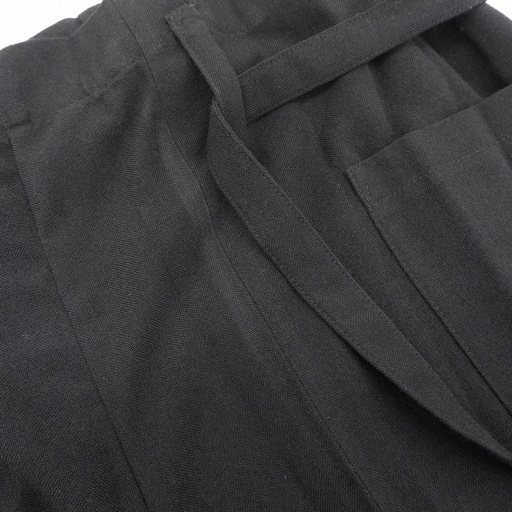 me ミー/イッセイミヤケ クロップド プリーツ パンツ ボトムス