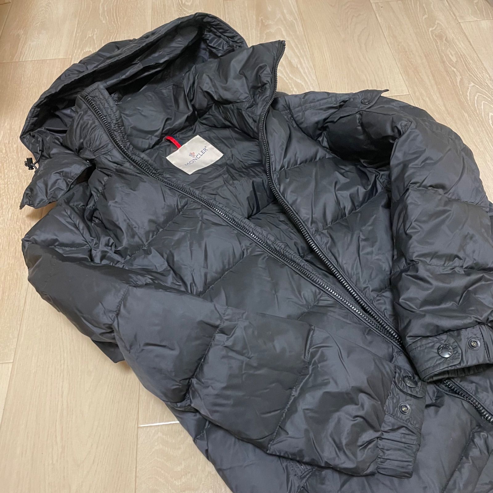国内正規】MONCLER モンクレール ダウン 1 ブラック フード付き DIST 