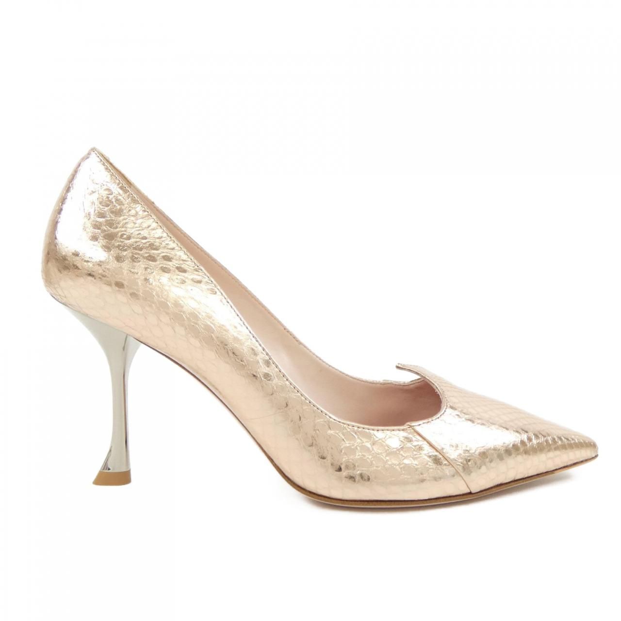 ロジェヴィヴィエ ROGER VIVIER アイラブヴィヴィエ パンプス - メルカリ