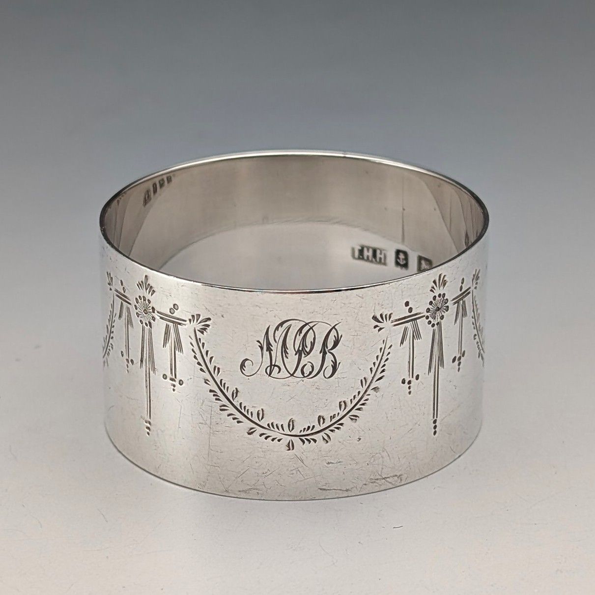 1914年 英国アンティーク 純銀製 ナプキンリング 30g T H Hazlewood