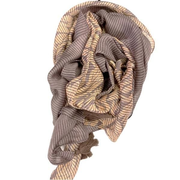 メンズ レディース シルク混 大判幾何学ストール ボルドー系 - メルカリ