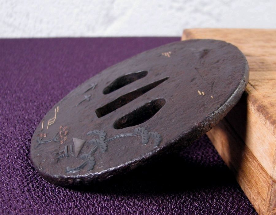 時代武具 鉄地鍔 会津正阿弥 [銘：正阿弥] 金色絵赤銅象嵌 桐箱付 江戸