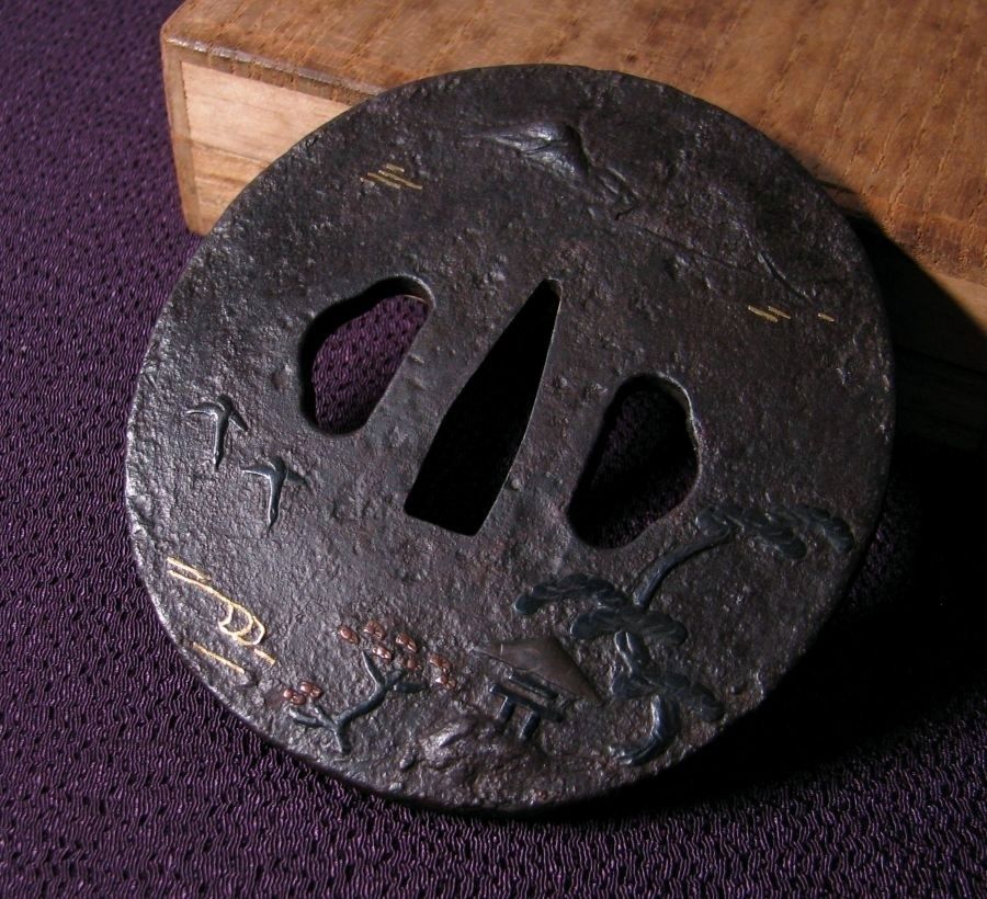 時代武具 鉄地鍔 会津正阿弥 [銘：正阿弥] 金色絵赤銅象嵌 桐箱付 江戸